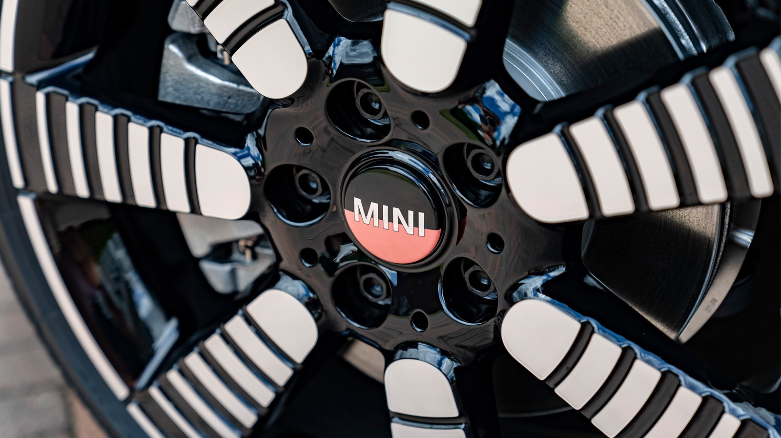 MINI BRICK LANE EDITION.